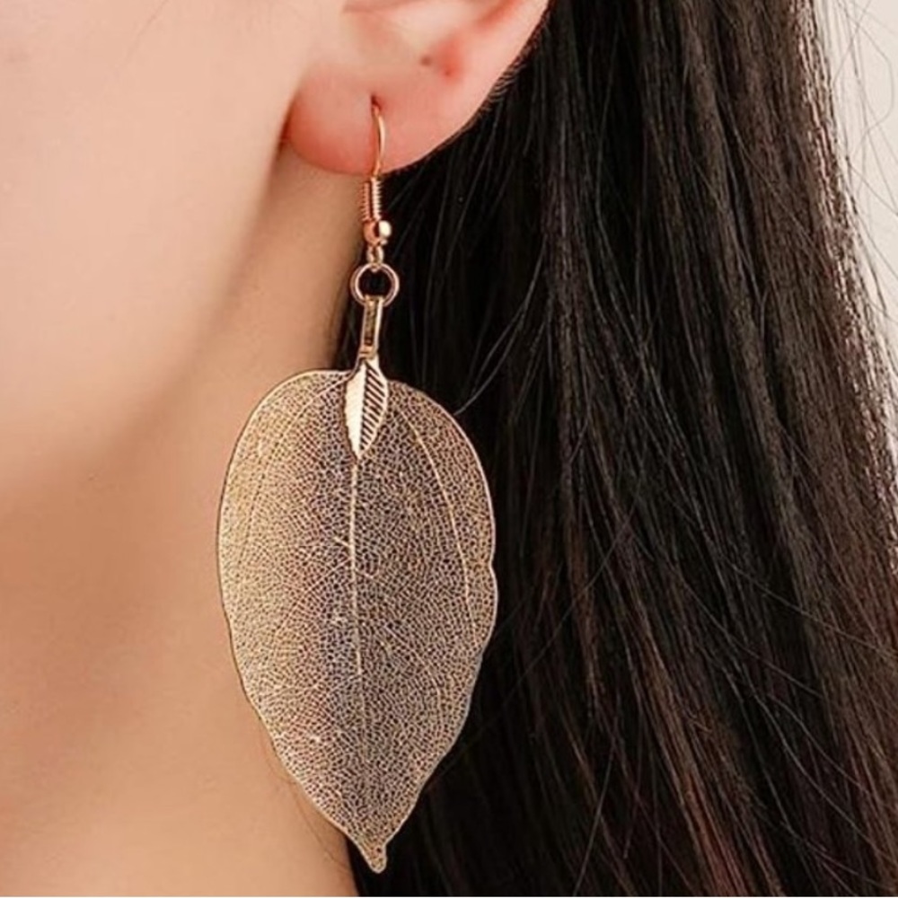 Leaf Pendant Dangle Earrings - image 4
